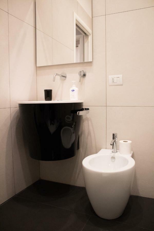 Residenza Spinelli Apartment เนเปิลส์ ภายนอก รูปภาพ
