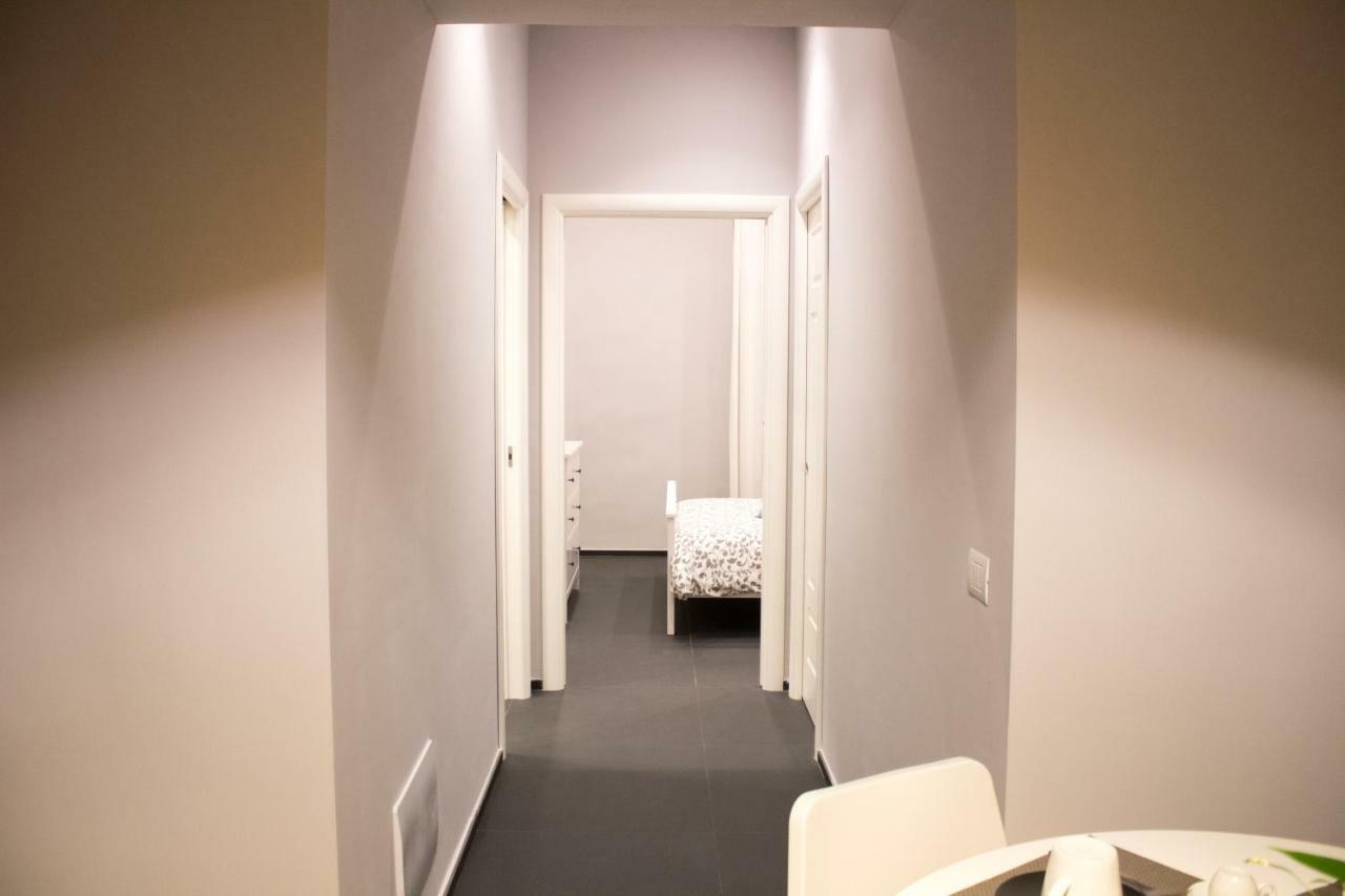 Residenza Spinelli Apartment เนเปิลส์ ภายนอก รูปภาพ